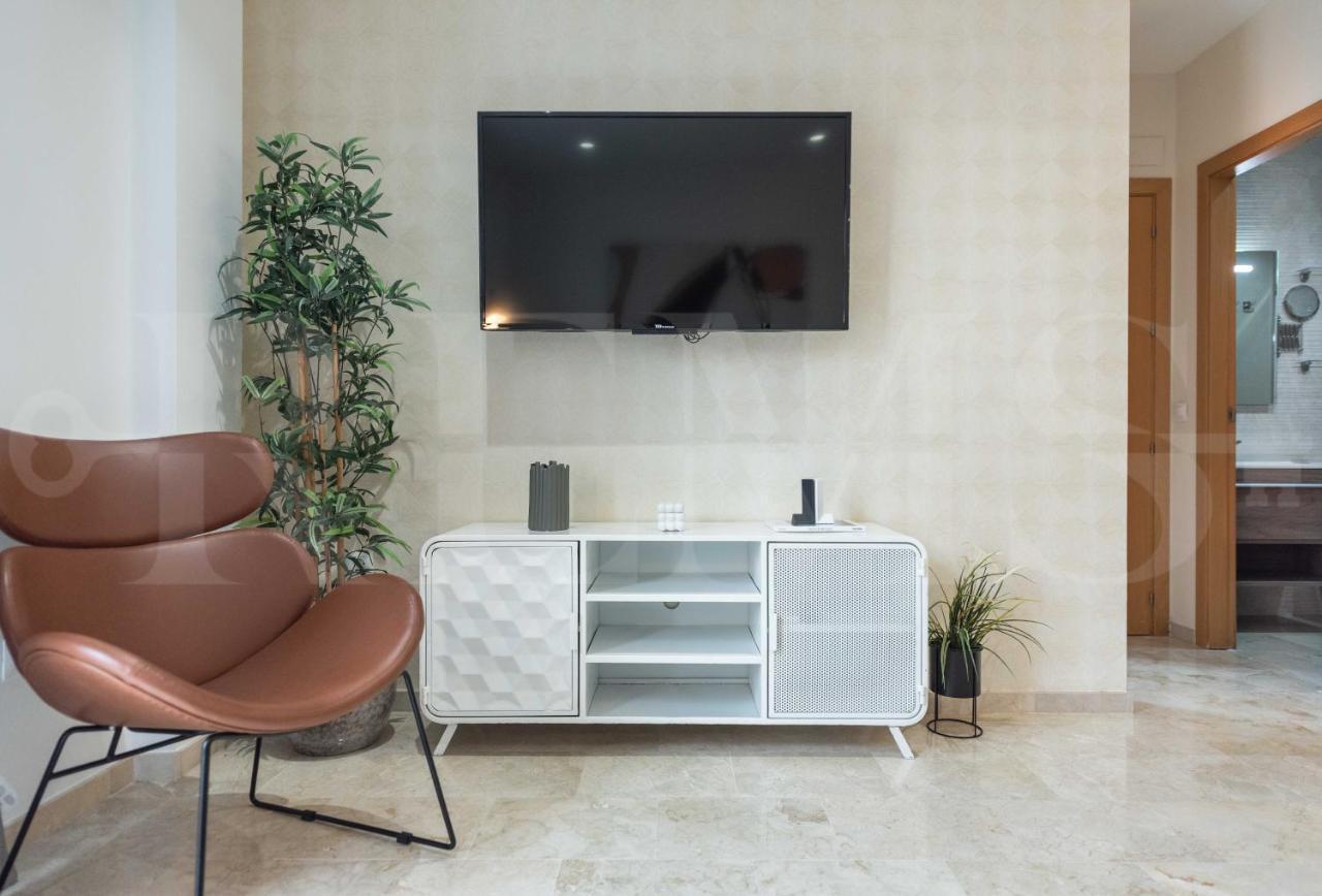 Lovely Duplex With Private Parking Near City Center By Rems Málaga Eksteriør billede