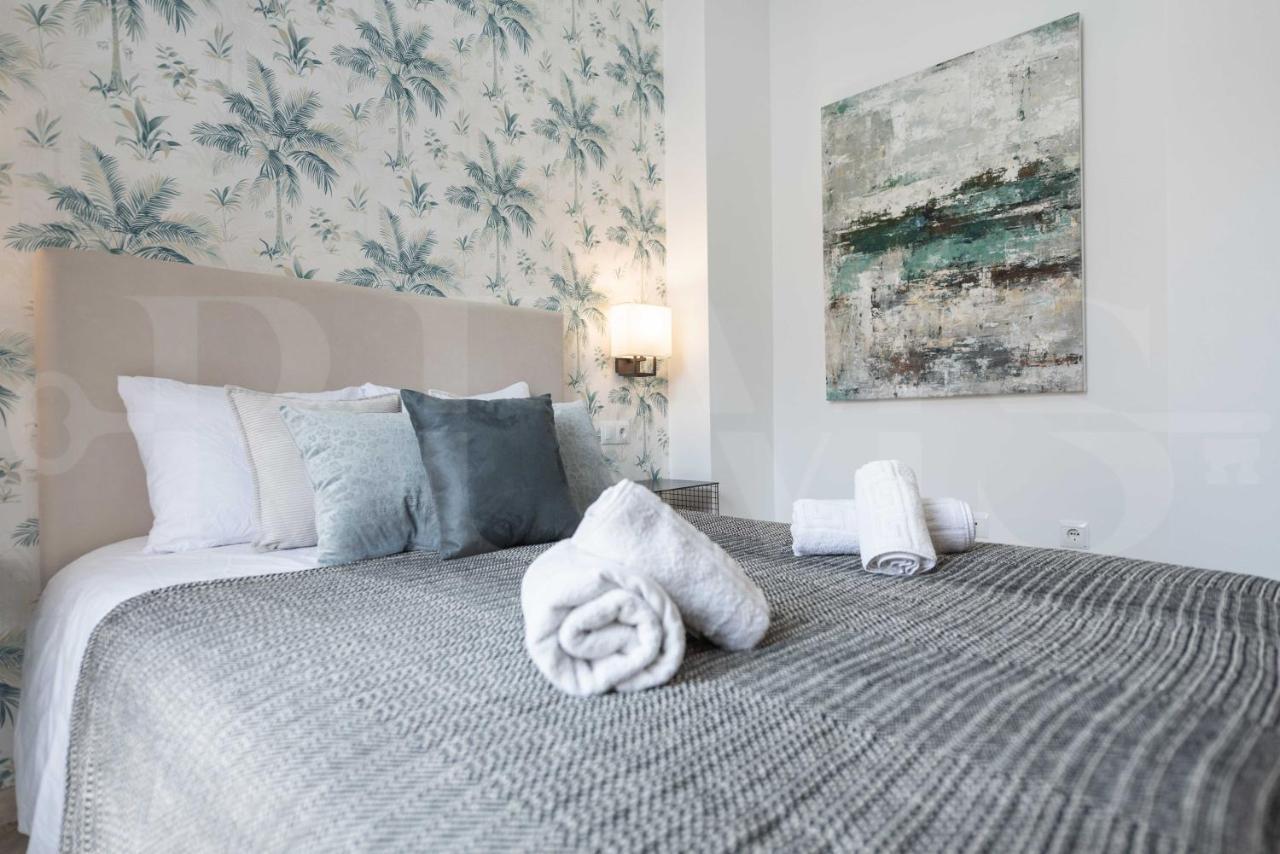 Lovely Duplex With Private Parking Near City Center By Rems Málaga Eksteriør billede