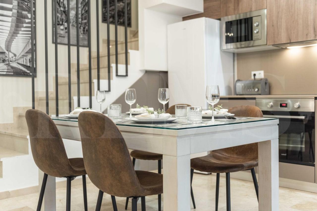Lovely Duplex With Private Parking Near City Center By Rems Málaga Eksteriør billede