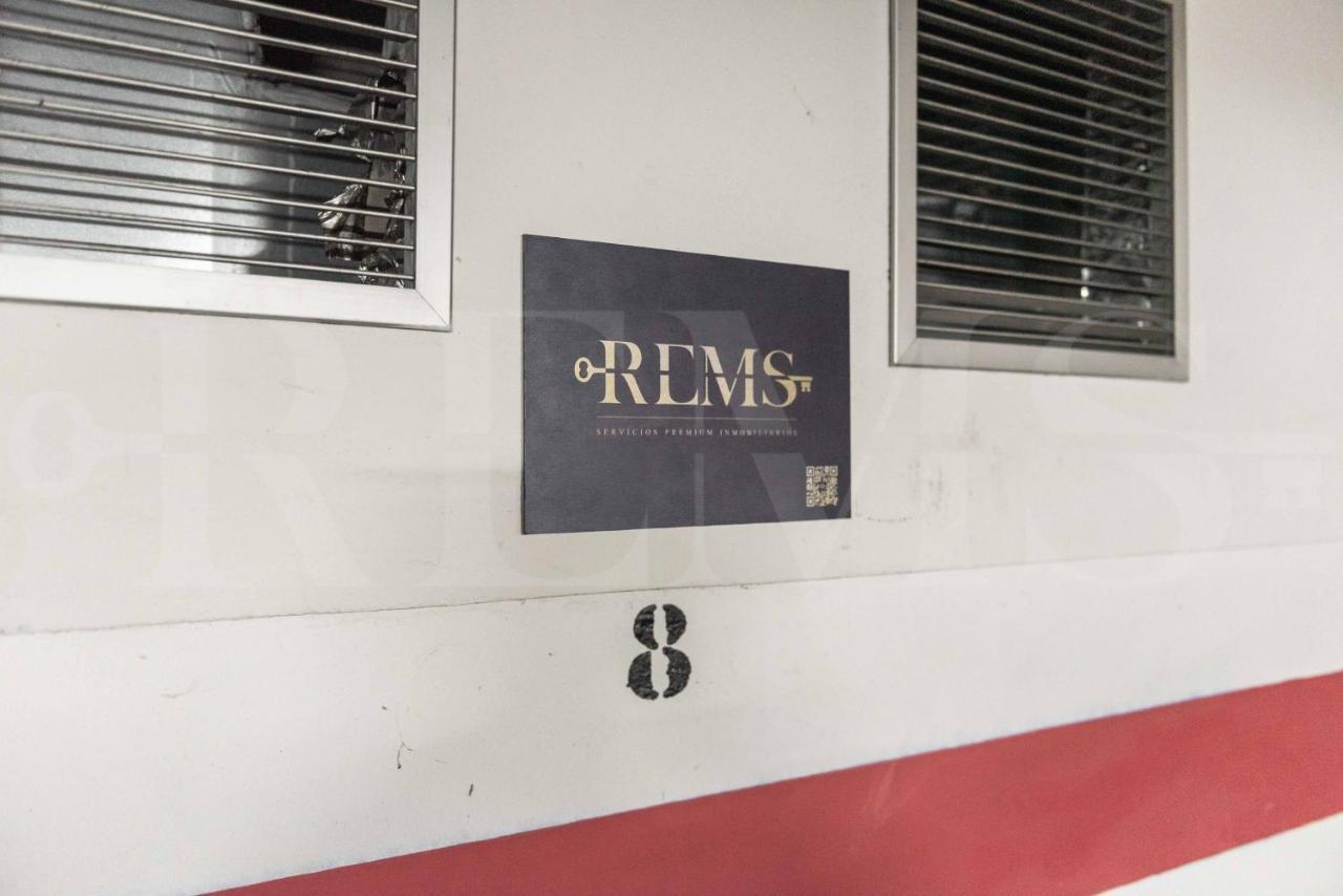 Lovely Duplex With Private Parking Near City Center By Rems Málaga Eksteriør billede