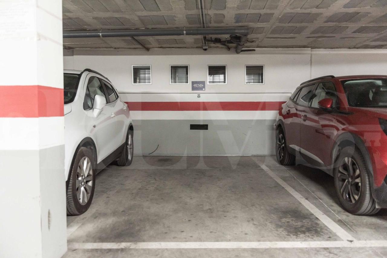 Lovely Duplex With Private Parking Near City Center By Rems Málaga Eksteriør billede